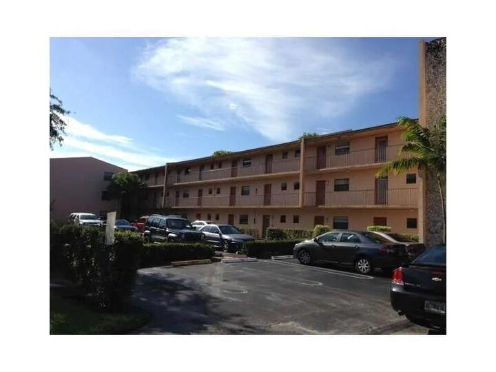 Property Photo:  9150 NW 38th Dr 111  FL 33065