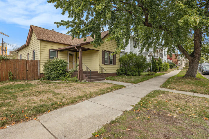 Property Photo: 112 E Warren Street IN 46360