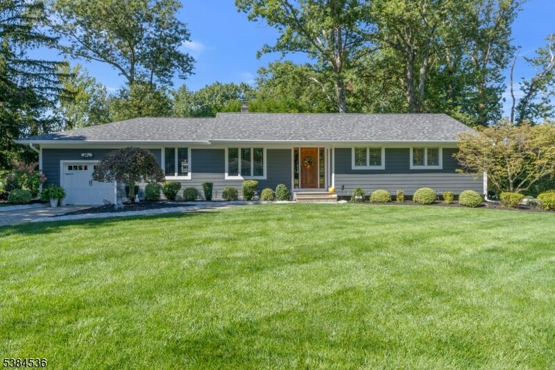 Property Photo: 333 Hollywood Ave NJ 07933