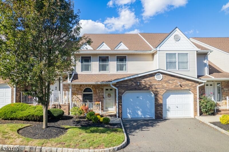 Property Photo:  675 Raritan Rd 33  NJ 07066
