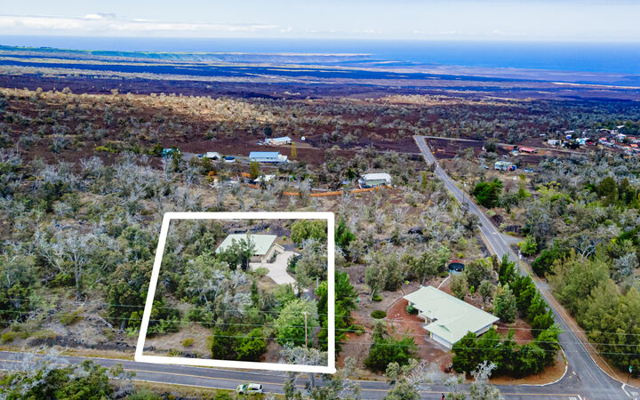 Property Photo:  92-1804 Keaka Pkwy  HI 96737