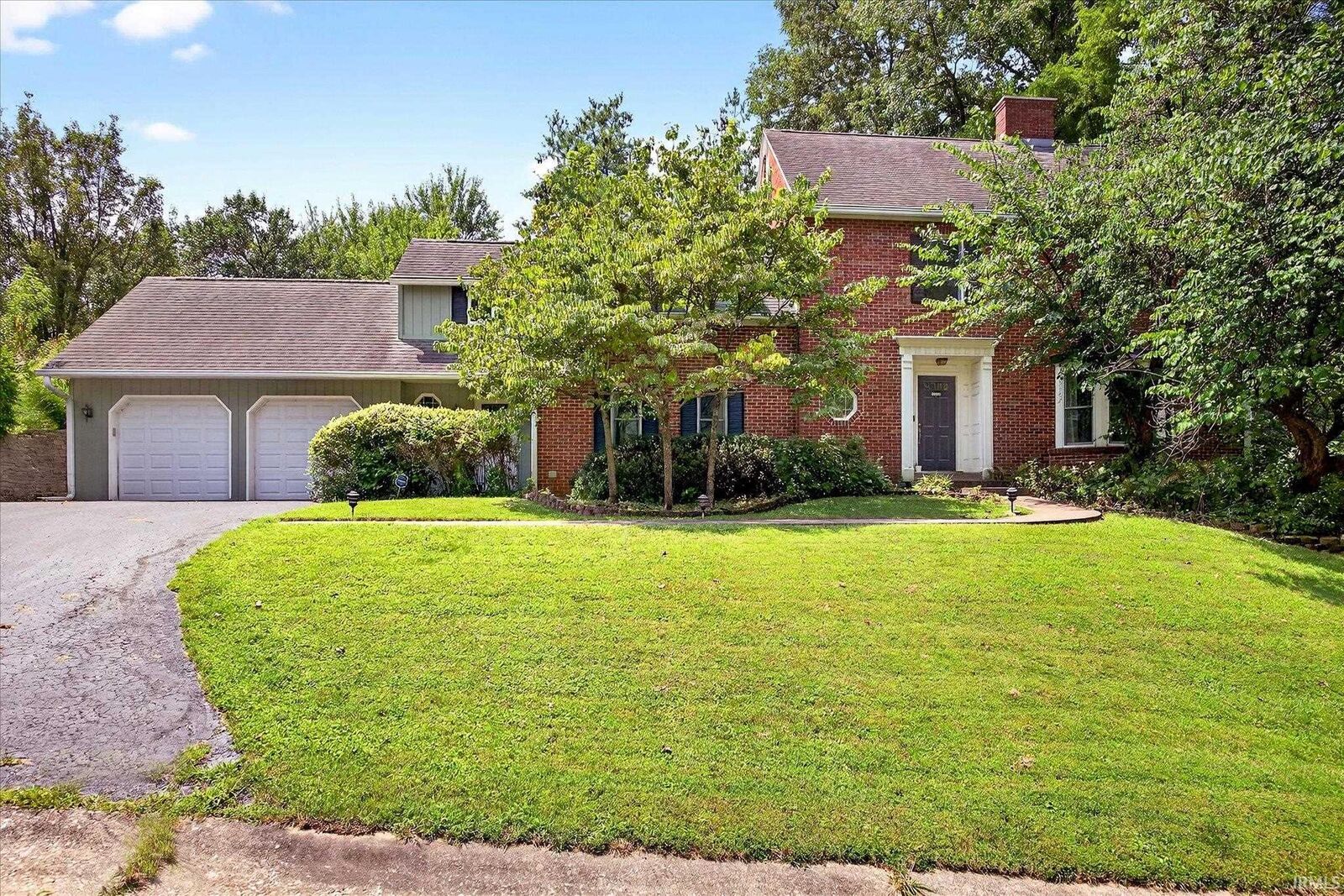 Property Photo:  2706 E Hemlock Circle  IN 47401