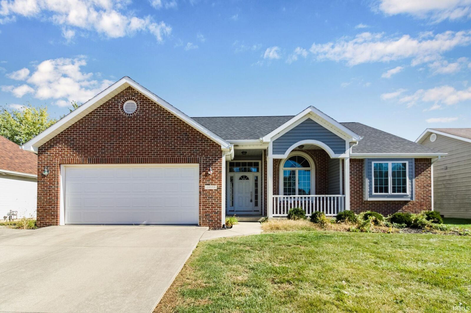 Property Photo: 1608 S Stapleton Drive IN 47396