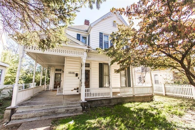 Property Photo:  1508 Cumberland Avenue  IN 47712-4627