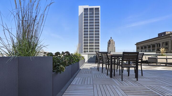 Property Photo:  202 W Berry Street 730  IN 46802