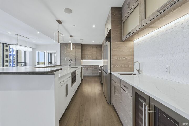 Property Photo: 202 W Berry Street 730 IN 46802