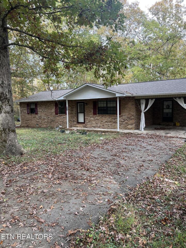 1608 Wilson Rd  Crossville TN 38571 photo