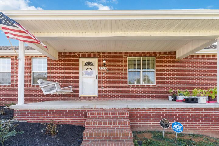 Property Photo:  2708 Ky-790  KY 42518