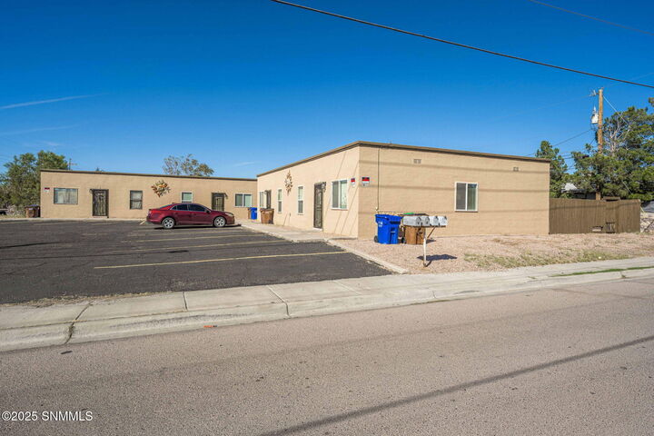 Property Photo: 1201 E Griggs Avenue NM 88001