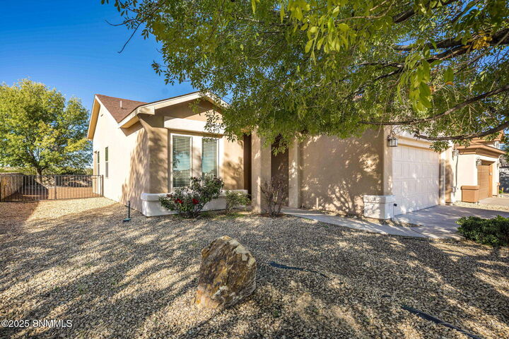 Property Photo:  3713 Vista Belleza Avenue  NM 88012 
