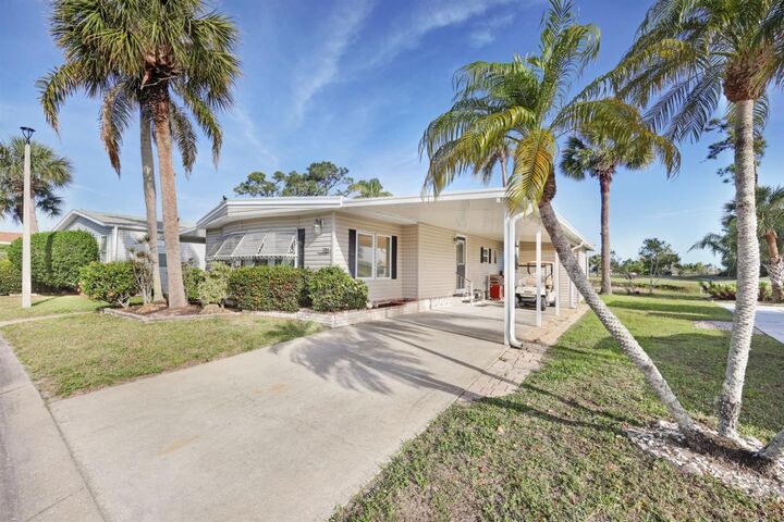 Property Photo:  2100 Kings Highway 781  FL 33980 