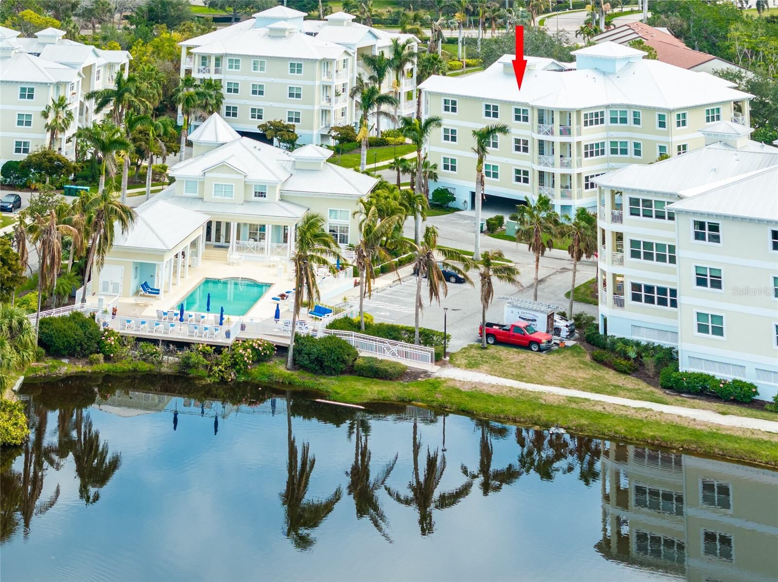 Property Photo: 7611 34th Avenue W 303 FL 34209