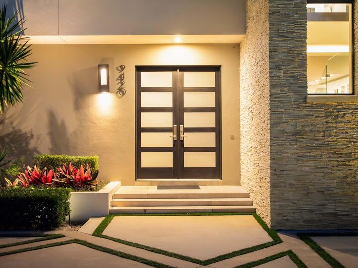 Property Photo:  9420 Thurloe Place  FL 32827