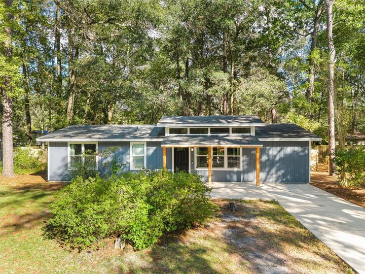 Property Photo:  4347 NW 30th Terrace  FL 32605