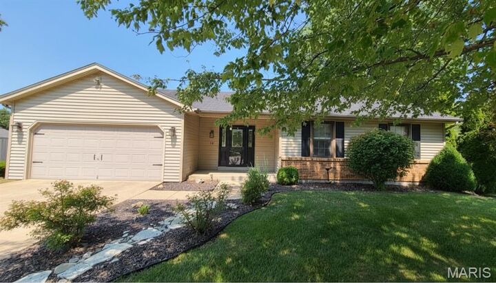 14 Horizon Drive  St Peters MO 63376 photo