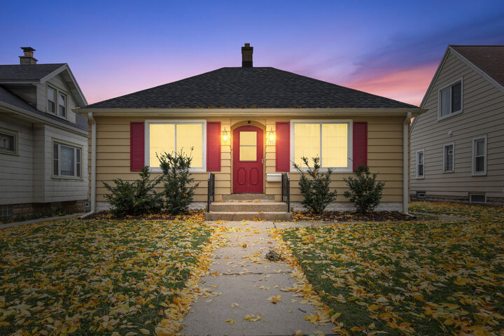 2350 S 62nd St  West Allis WI 53219 photo