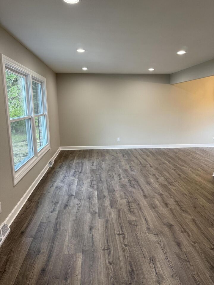 Property Photo:  439 W Mall Rd  WI 53217 