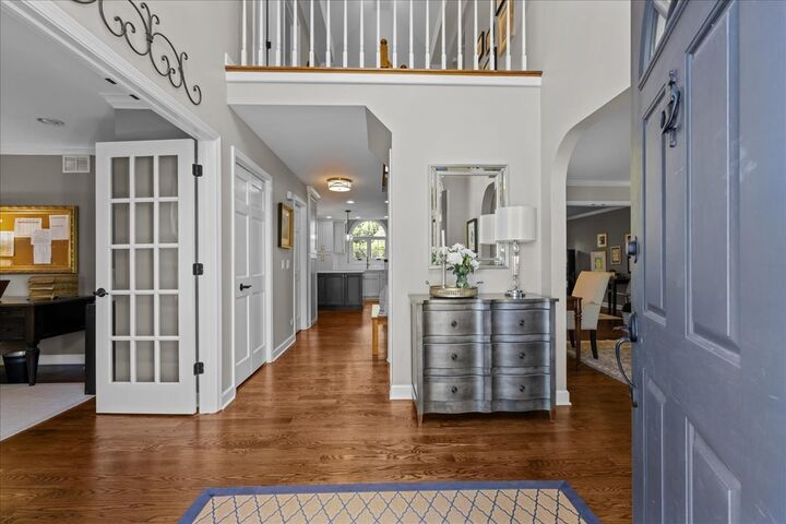 Property Photo:  705 S Whispering Hills Drive  IL 60540