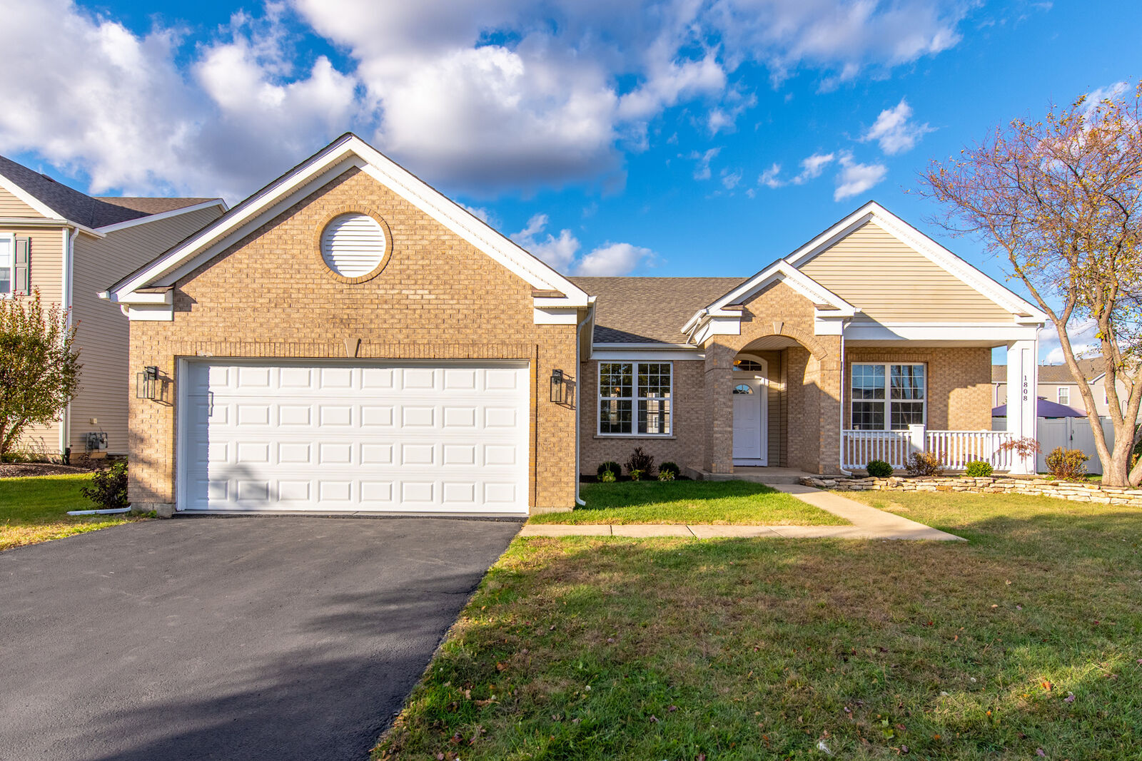 Property Photo:  1808 Wintercrest Court  IL 60404 