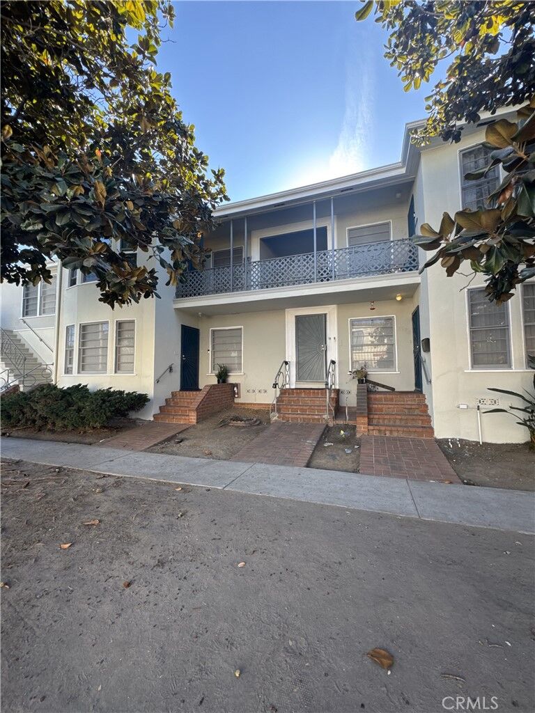 Property Photo:  5078 Pickford  CA 90019