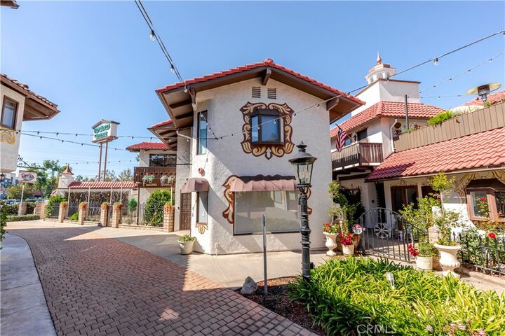 Property Photo: 7561 Center 4 CA 92647