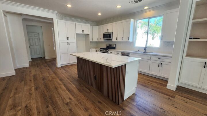 Property Photo:  329 Sparkler  CA 92571