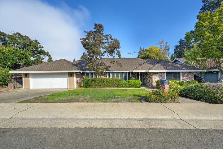 Property Photo: 4437 Rutgers Way CA 95821