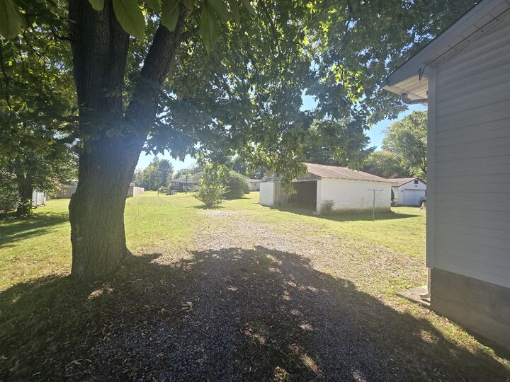 Property Photo: 1404 Cypress St TN 37160