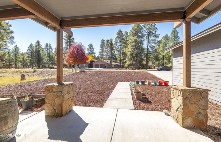 Property Photo: 2868 W Highland Meadows Drive AZ 86046