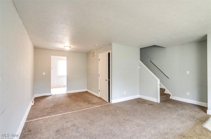 Property Photo:  23856 Banbury Circle 5  OH 44128 