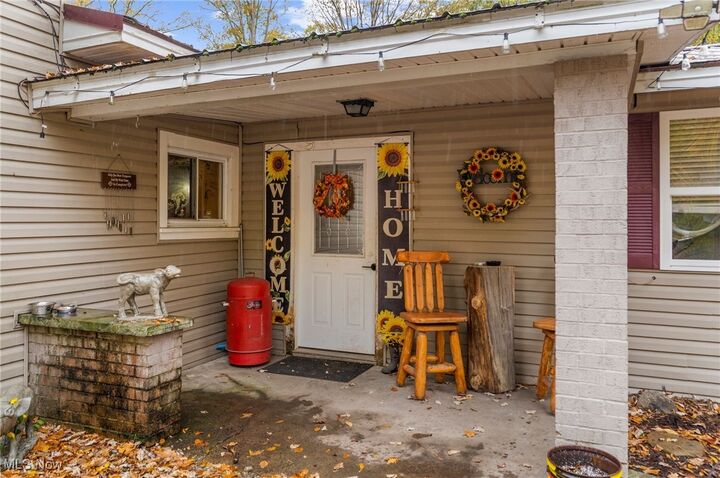 Property Photo:  5953 Warren Road  OH 44410