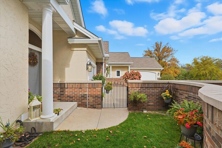 Property Photo: 16737 49th Place N MN 55446