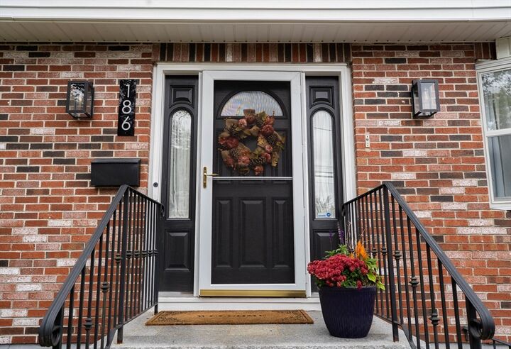 Property Photo:  186 Woodland Ave N  MA 01904 