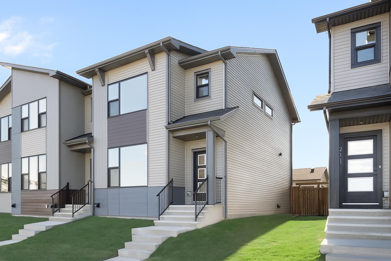 Property Photo: 215 Belvedere Avenue SE AB T2A 8A1