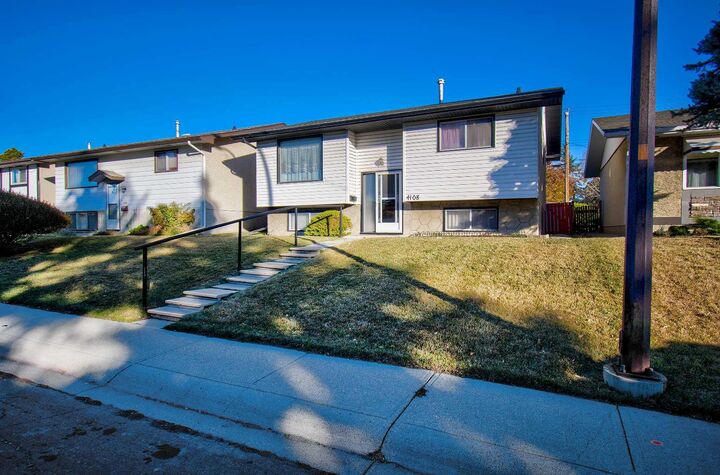 Property Photo:  4108 13 Avenue NE  AB T2A 3J8 