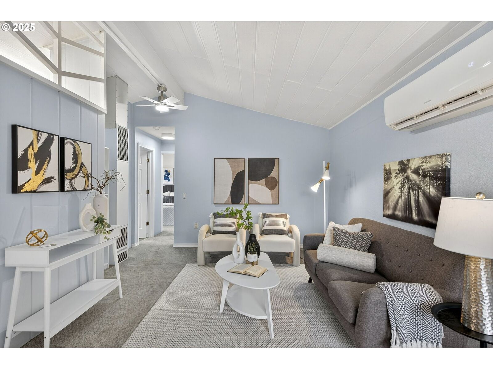 Property Photo:  14510 SE Stephens St  OR 97233