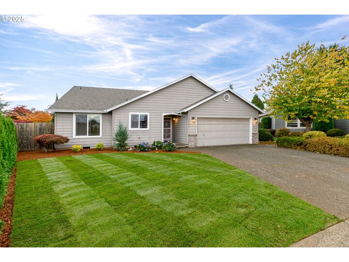 Property Photo:  12921 Marysville Ln  OR 97045 