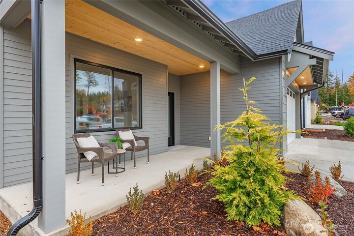 Property Photo:  2986  Cedar View Way  WA 98230