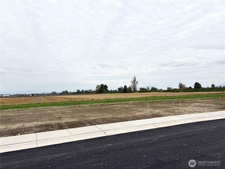 Property Photo: 324 W 3rd Street WA 98247