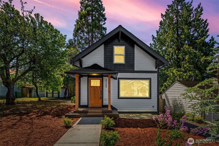 Property Photo:  2125 N 90th Street  WA 98103
