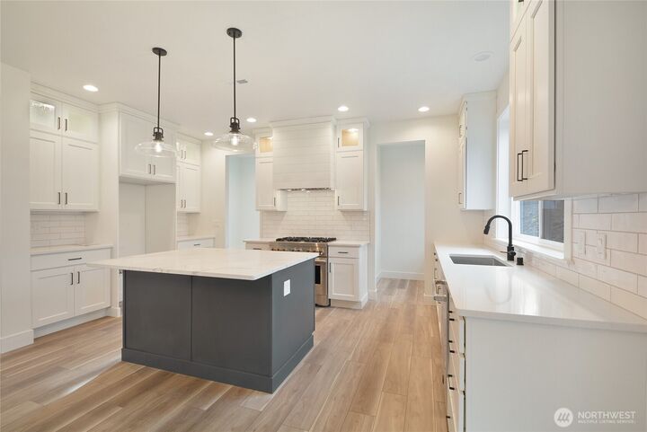Property Photo:  26927  3rd Avenue NE  WA 98223