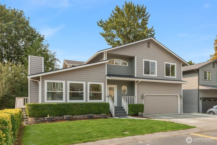 Property Photo: 6129 115th Place SE WA 98006