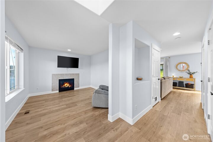 Property Photo:  1608 SW Union St.  WA 98277