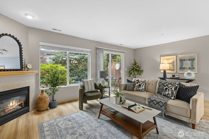 Property Photo: 15414 35th Avenue W 54 WA 98087