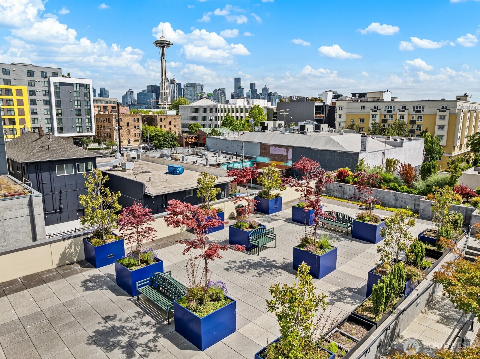 Property Photo:  17 W Mercer Street 300  WA 98119