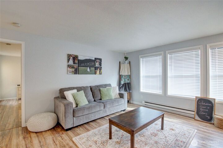 Property Photo:  685 NW Atalanta Way #1  WA 98277