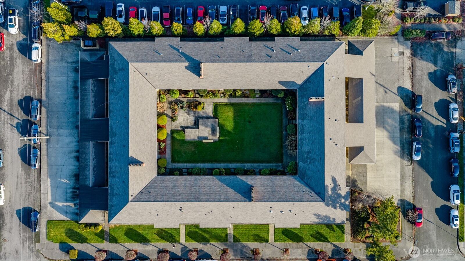 Property Photo:  310 S 11th 204  WA 98274 