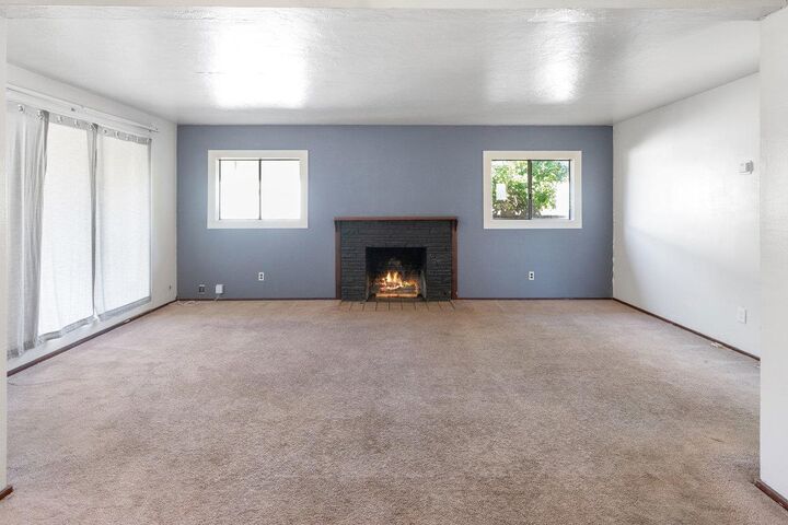Property Photo:  2210 Menalto Avenue  CA 94303