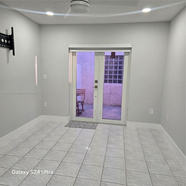 Property Photo:  21431 SW 88th Ave -  FL 33189