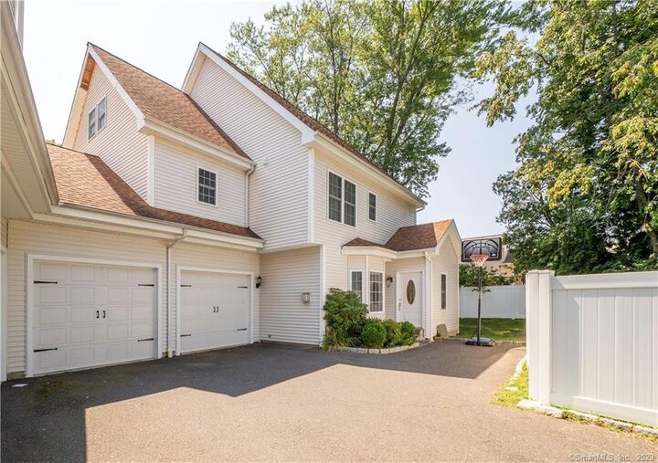 1023 Black Rock Turnpike 1023  Fairfield CT 06825 photo